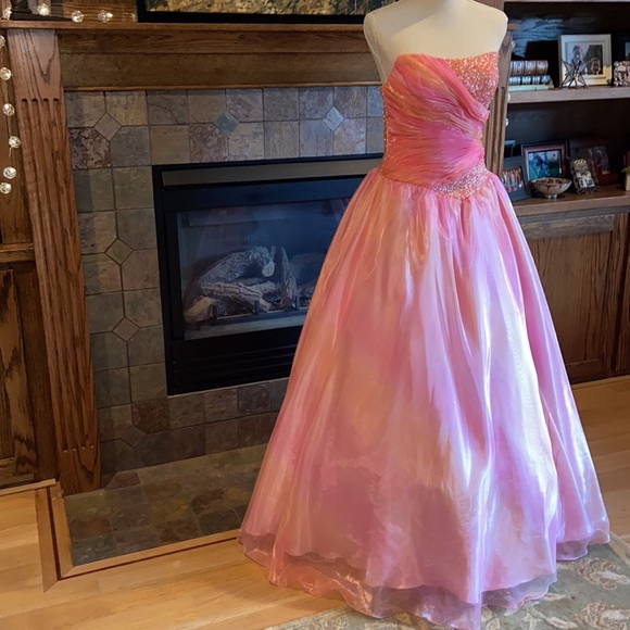 Princess Pink Prom Formal Dress Ball Gown Pageant Princess Quinceañera Barbie - Picture 1 of 16